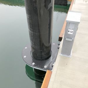 guide-pieu pour ponton 1