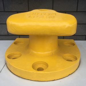 bitte d'amarrage pour terminal portuaire