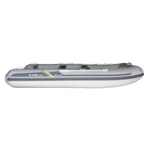 bateau pneumatique hors-bord