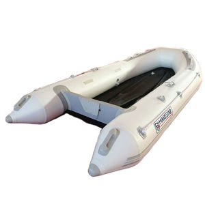 bateau pneumatique hors-bord 1