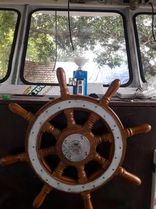 volant en bois pour bateau à moteur