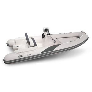 bateau pneumatique hors-bord 1