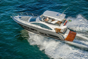 motor-yacht de croisière