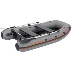 bateau pneumatique hors-bord 1