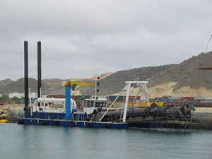 navire spécial drague suceuse à désagrégateur 1