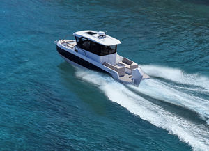 cabin-cruiser hors-bord