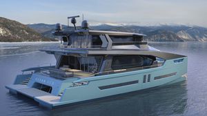 motor-yacht catamaran