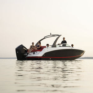 deck-boat hors-bord 1