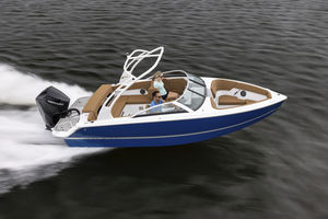 runabout hors-bord 1