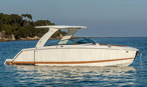runabout in-bord 1