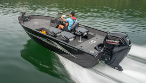 bass boat hors-bord