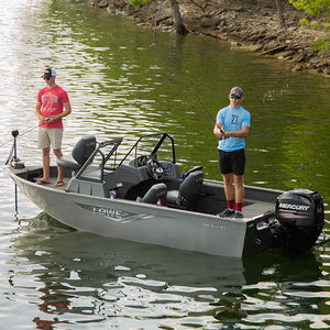 bass boat hors-bord