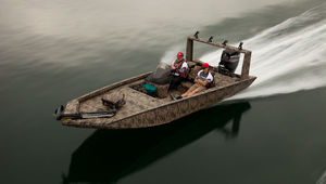 bass boat hors-bord