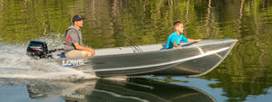 bateau utilitaire