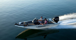 bass boat hors-bord 1