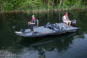 bass boat hors-bord