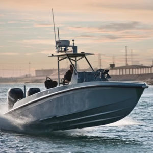 bateau de surveillance