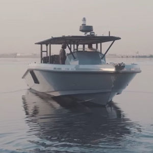 bateau de surveillance