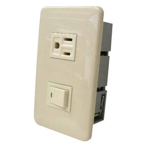 prise électrique étanche femelle