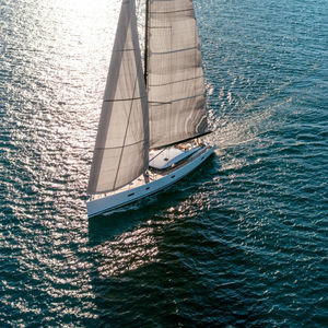 sailing-yacht de croisière