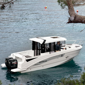 bateau de pêche-promenade hors-bord