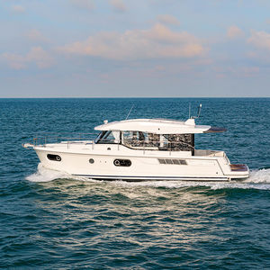 trawler in-bord