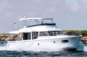 trawler in-bord