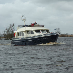 vedette in-bord