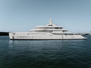 mega-yacht de croisière