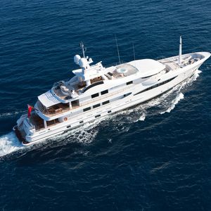 mega-yacht pour expédition / avec timonerie / pont arrière multifonction