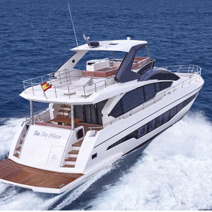 motor-yacht de croisière