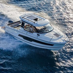 cabin-cruiser hors-bord 1