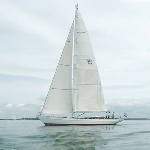 sailing-yacht de régate