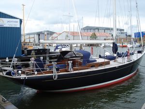 sailing-yacht traditionnel