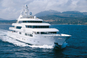 mega-yacht de croisière 1
