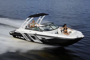 runabout in-bord 1