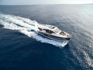 motor-yacht de croisière