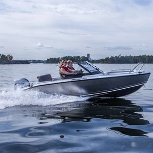 runabout hors-bord