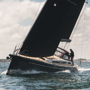 sailing-yacht de croisière