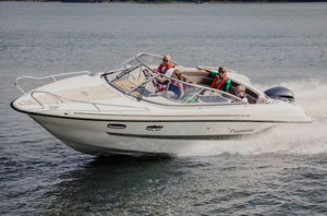 cabin-cruiser hors-bord