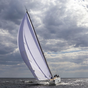 sailing-yacht de croisière