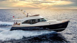 motor-yacht traditionnel 1
