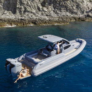 bateau pneumatique hors-bord 1