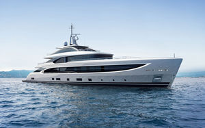 mega-yacht de croisière / raised pilothouse