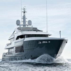 mega-yacht de croisière