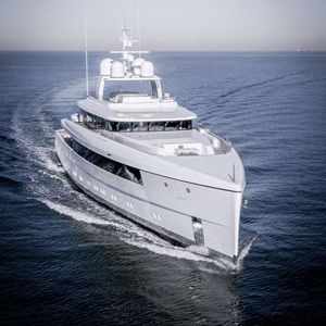mega-yacht de croisière