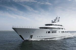mega-yacht de croisière