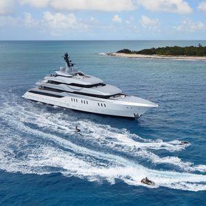 mega-yacht de croisière