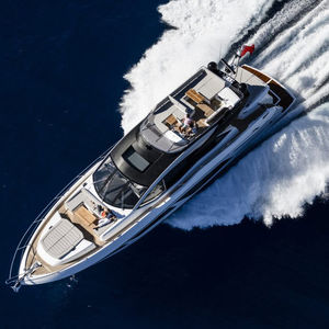 motor-yacht de sport