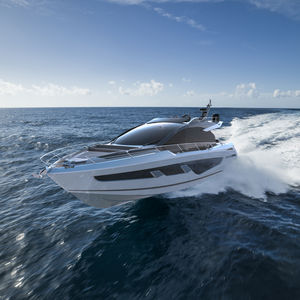 motor-yacht de sport